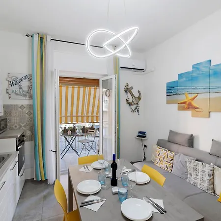 La Ca Delle Tre Rose Apartment Vado Ligure