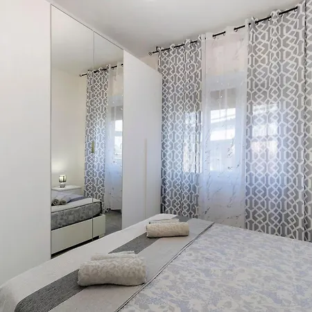 Apartment La Ca Delle Tre Rose